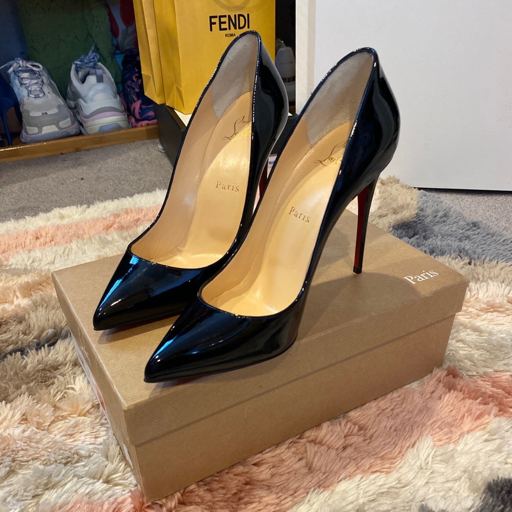 Christian Louboutin black Pigalle paten leathe38/8